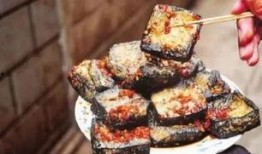 央视新闻爆料臭豆腐视频,臭豆腐制作过程引关注，食品安全再成焦点